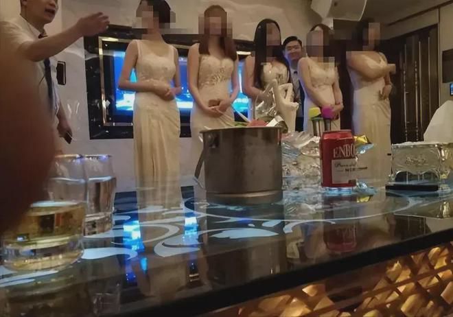 看你喜欢的特殊服务有多令人作呕新葡京博彩“私密影院”全过程(图5)